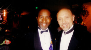 Hector Elizondo